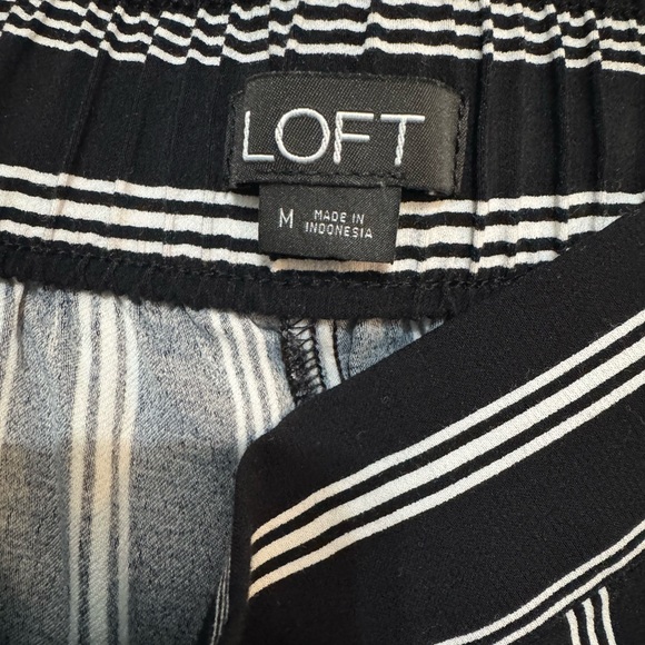 Loft Striped Wide Leg Pull On Pants - Picture 6 of 7